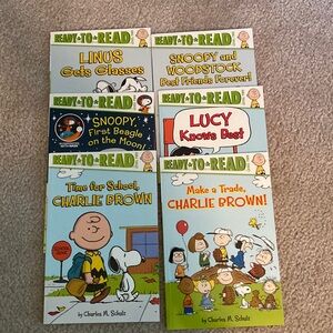 6 ready to read level 2 Charlie Brown books- excellent condition